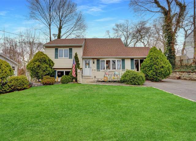 Property at 21 Lake Park St, Ronkonkoma, NY 11779, 3 beds, 2 baths