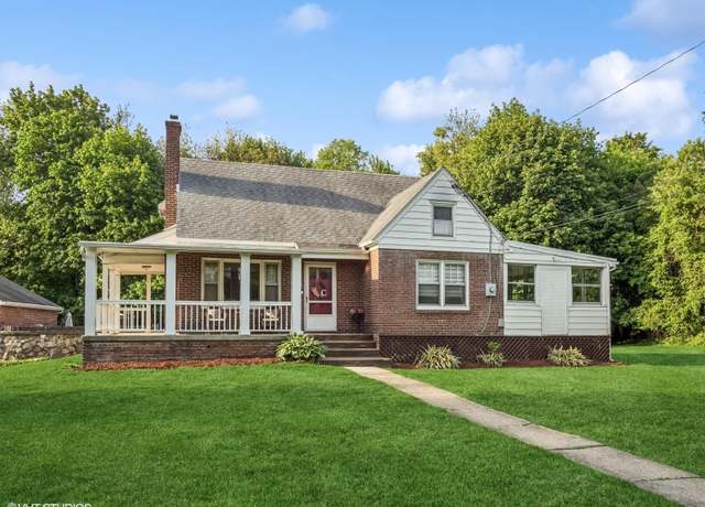 Property at 131 Chelsea Rd, Wappingers Falls, NY 12590, 3 beds, 2 baths