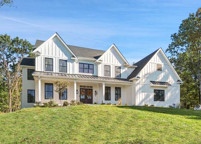 Property at 25 Gracemere, Tarrytown, NY 10591, 4 beds, 3.5 baths