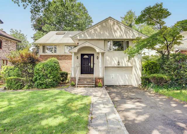Property at 249-35 51 Ave, Little Neck, NY 11362, 5 beds, 3.5 baths