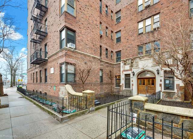 Property at 41-09 41st St, Sunnyside, NY 11104, 1 bath