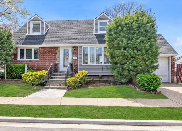 Property at 801 Mirabelle Ave, Westbury, NY 11590, 4 beds, 2.5 baths