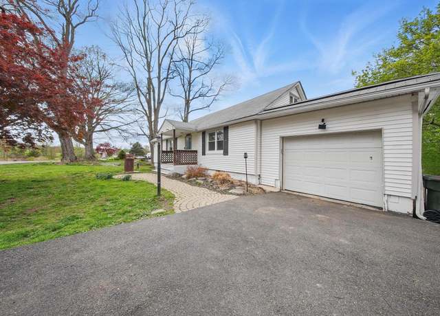 Property at 83 Woodcock Mtn Rd, Washingtonville, NY 10992, 3 beds, 2 baths