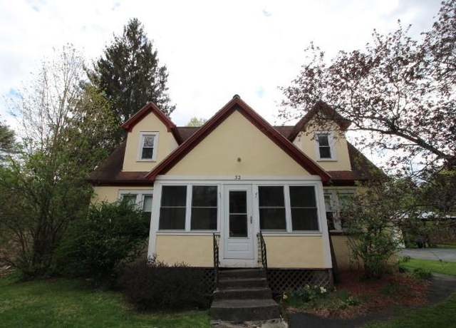 Property at 32 Pearl St, Livingston Manor, NY 12758, 3 beds, 1 bath