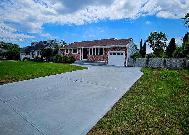 Property at 30 Eugene Dr, Kings Park, NY 11754, 3 beds, 2 baths