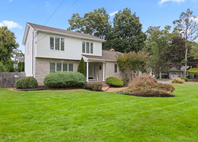 Property at 233 4th St, Saint James, NY 11780, 3 beds, 1.5 baths