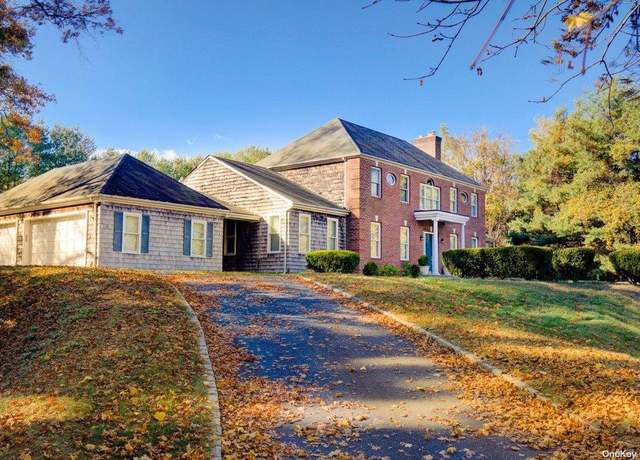 Property at 277 Piping Rock Rd, Locust Valley, NY 11560, 6 beds, 5.5 baths