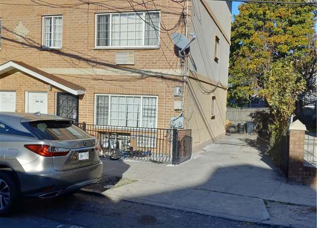 Property at 3540 Corsa Ave, Bronx, NY 10469, 6 beds, 4 baths