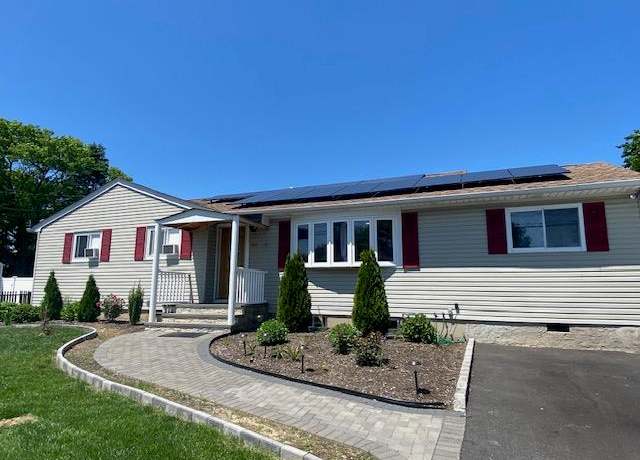 Property at 171 Minrol St, Port Jefferson Station, NY 11776, 5 beds, 2 baths