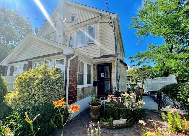Property at 19027 109th Rd, Saint Albans, NY 11412, 3 beds, 1 bath