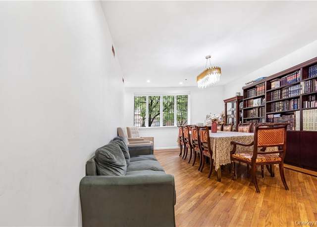 Property at 57 Lorimer St Unit 1A, Brooklyn, NY 11206, 5 beds, 2 baths