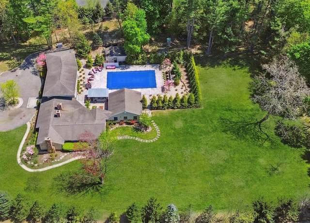 Property at 1 Pine Valley Rd, Upper Brookville, NY 11771, 5 beds, 4.5 baths