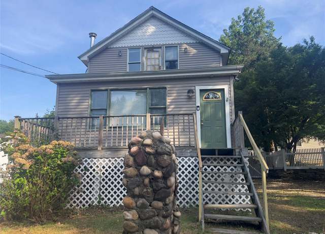 Property at 159 Rosewood Rd, Kings Park, NY 11754, 2 beds, 2.5 baths