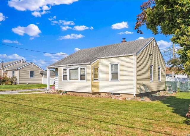 Property at 15 Locust Ave, Farmingdale, NY 11735, 2 beds, 1 bath