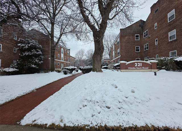 Property at 221 Middle Neck Rd Unit B5, Great Neck, NY 11021, 2 beds, 1 bath