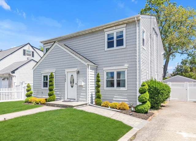 Property at 2389 Spruce St, Seaford, NY 11783, 4 beds, 2 baths