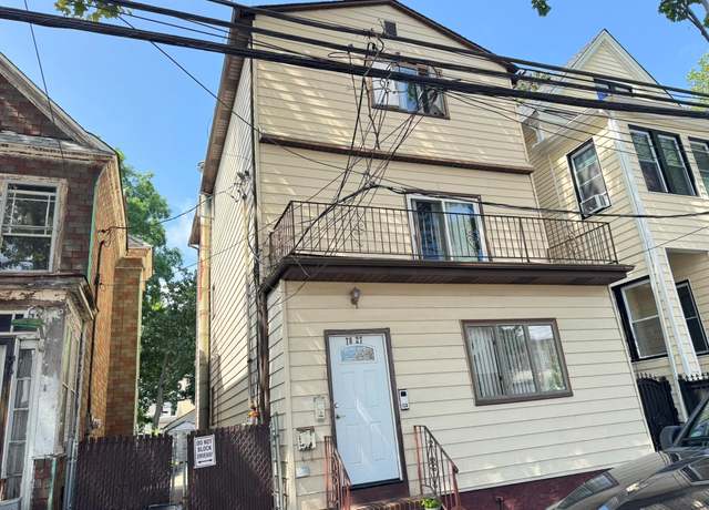 Property at 78-27 90th Ave, Woodhaven, NY 11421, 6 beds, 3 baths