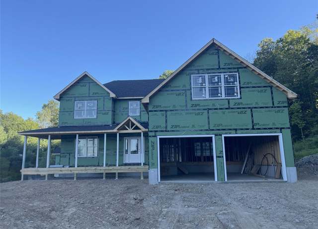 Property at 32 Meadow View Ct, Lagrangeville, NY 12540, 4 beds, 2.5 baths