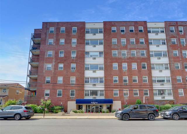 Property at 750 Shore Rd Unit 4B, Long Beach, NY 11561, 2 beds, 2 baths