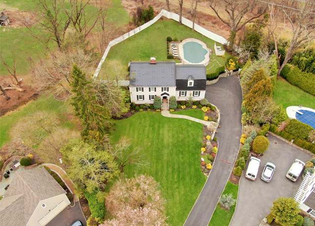 Property at 19 Old Farm Ln, Hartsdale, NY 10530, 5 beds, 3.5 baths