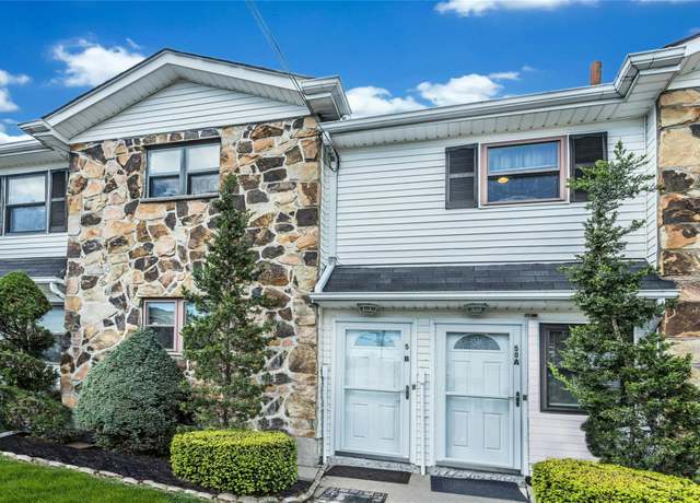 Property at 50 Bradley Ct #52, Staten Island, NY 10314, 2 beds, 1 bath