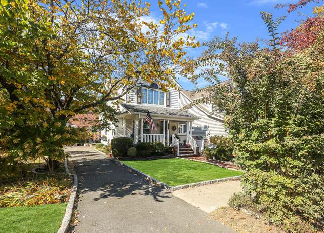 Property at 95-01 72nd Ave, Forest Hills, NY 11375, 3 beds, 2 baths