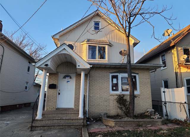 Property at 79 Grove St, Hempstead, NY 11550, 5 beds, 2 baths