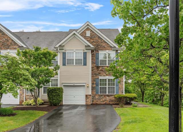 Property at 12 Webster Ct, Monroe, NY 10950, 4 beds, 2.5 baths