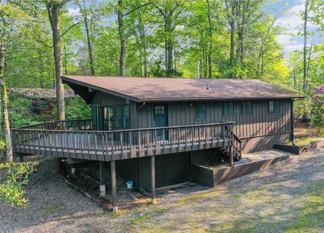 Property at 119 Lake Shore Dr W, Rock Hill, NY 12775, 3 beds, 2 baths