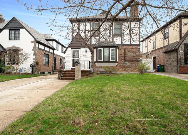Property at 29-31 170 St, Flushing, NY 11358, 4 beds, 2.5 baths