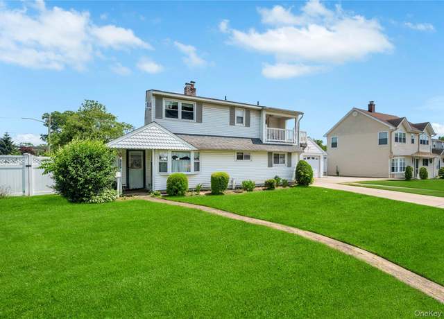 Property at 190 Meridian Rd, Levittown, NY 11756, 4 beds, 2 baths