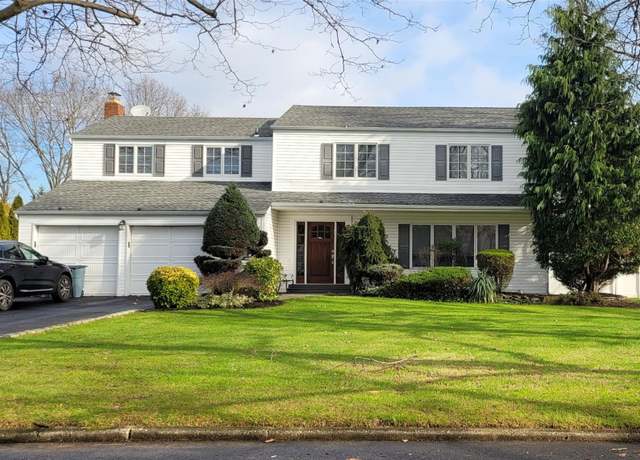 Property at 53 Shoreham Dr E, Dix Hills, NY 11746, 5 beds, 2.5 baths