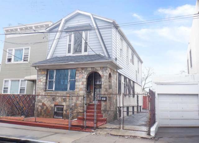 Property at 301 E 40th St, Brooklyn, NY 11203, 4 beds, 2 baths