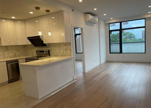 Property at 5216 Roosevelt Ave Unit 5A, Woodside, NY 11377, 3 beds, 2 baths