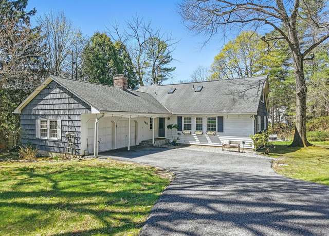 Property at 140 Fuller Rd, Briarcliff Manor, NY 10510, 5 beds, 4 baths