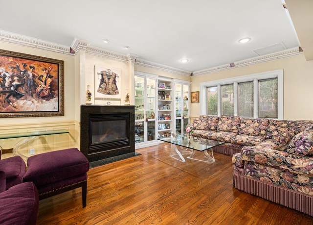 Property at 6717 Harrow St, Forest Hills, NY 11375, 3 beds, 2.5 baths