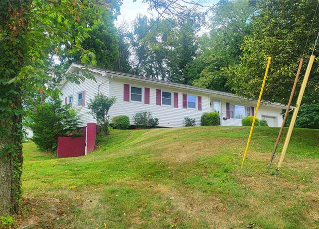 Property at 12 High Ridge Rd, Poughkeepsie, NY 12603, 3 beds, 2 baths