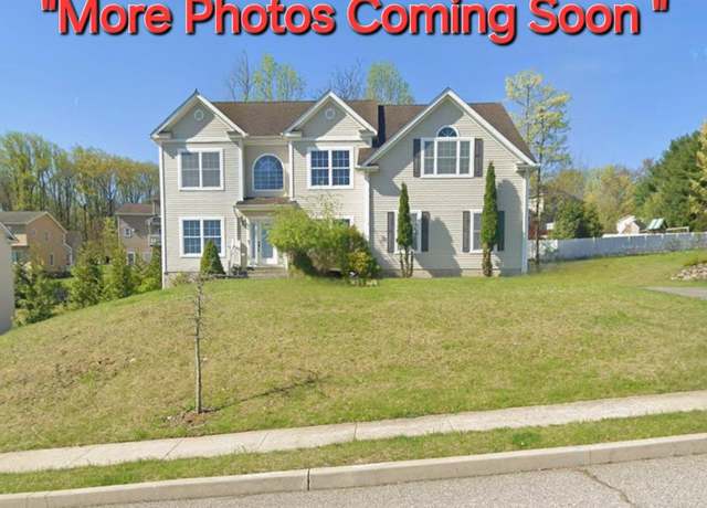 Property at 4 Standish Rd, Monroe, NY 10950, 5 beds, 4 baths