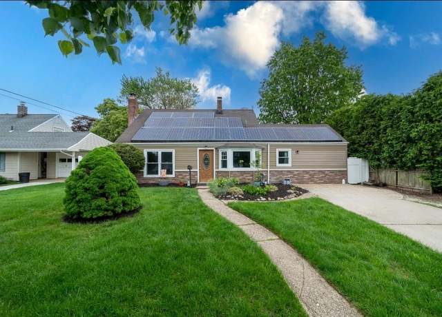 Property at 33 Saddle Ln, Levittown, NY 11756, 4 beds, 2 baths