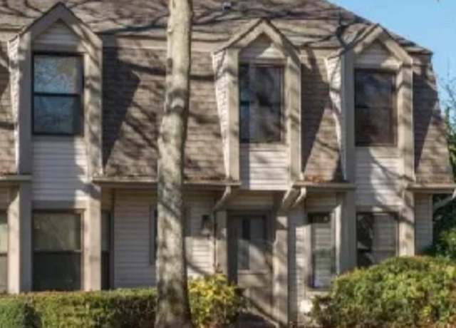 Property at 50 Hubbard Ln #67, Southampton, NY 11968, 3 beds, 2.5 baths