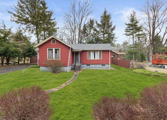 Property at 9 W Mitchell St, Bethel, NY 12720, 1 bed, 1 bath