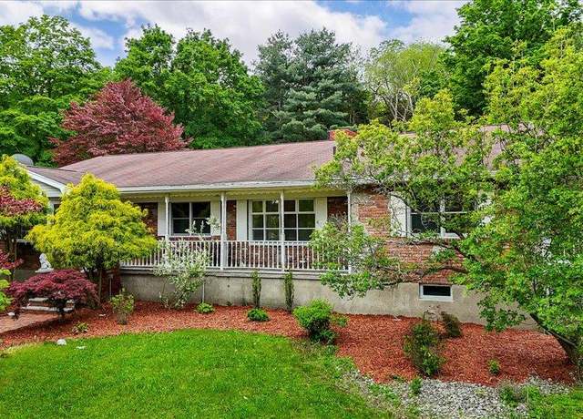 Property at 665 State Route 94 N, Warwick, NY 10990, 3 beds, 4 baths