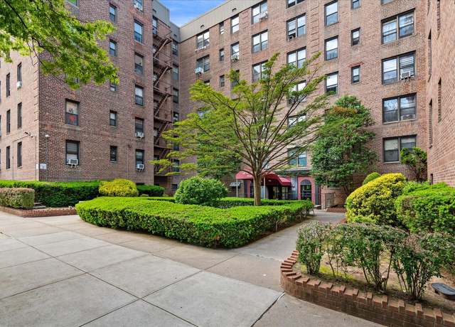 Property at 83-25 98 St Unit 3T, Woodhaven, NY 11421, 1 bed, 1 bath