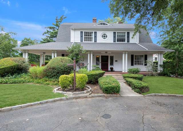 Property at 84 Nassau Blvd, Garden City, NY 11530, 6 beds, 3.5 baths