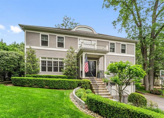 Property at 7 Ogden Rd, Scarsdale, NY 10583, 6 beds, 5 baths