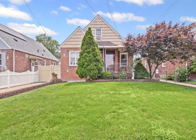 Property at 121 Alden Ave, Valley Stream, NY 11580, 4 beds, 2 baths