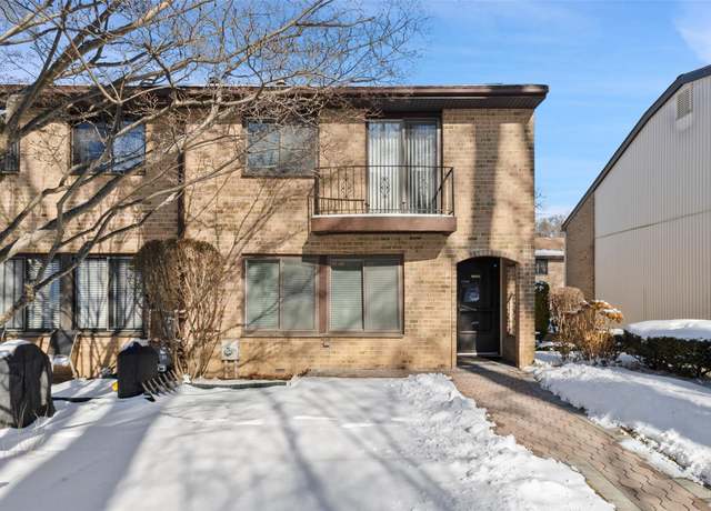 Property at 11 Jackson Ave #11, Scarsdale, NY 10583, 3 beds, 2.5 baths