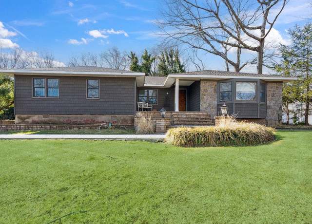 Property at 67 Randolph Dr, Dix Hills, NY 11746, 4 beds, 3 baths
