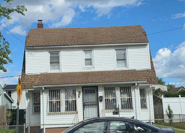 Property at 133-15 220 St, Springfield Gardens, NY 11413, 3 beds, 2.5 baths