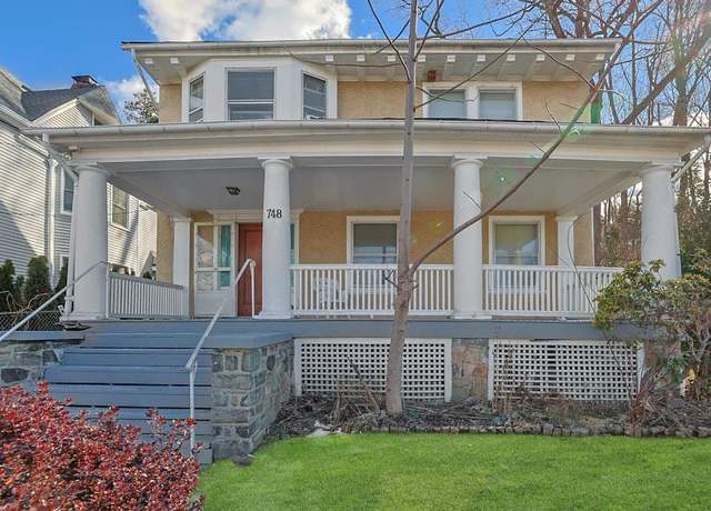 Property at 748 Warburton Ave, Yonkers, NY 10701, 4 beds, 2.5 baths